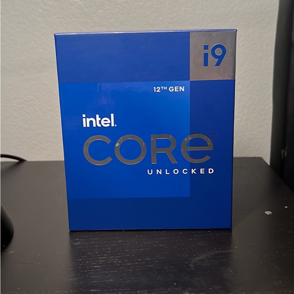 Intel i9-12900k